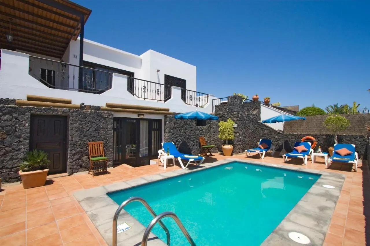 4 Bedroom Villa Saturn With Private Heated Pool Puerto del Carmen